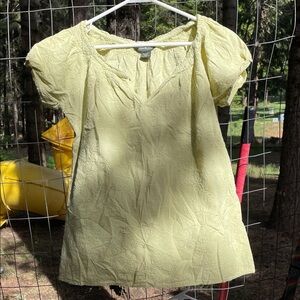 Eddie Bauer Light Yellow Puff-Sleeve Tunic Top